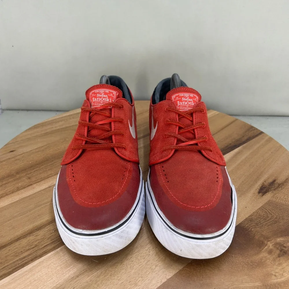 Nike SB Stefan Janoski Red Suede Skate Shoes 631298-616 Mens Size 10.5